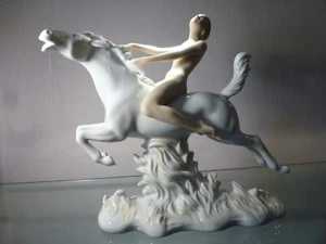 Wallendorf Porzellan Thüringen 1964 Figur Akt auf Pferd Amazone - Picture 1 of 10