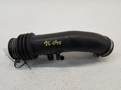 03-06 Tubo Z Conducto de aire Nissan 350Z OEM 16576-CD00A Foto 1 de 4