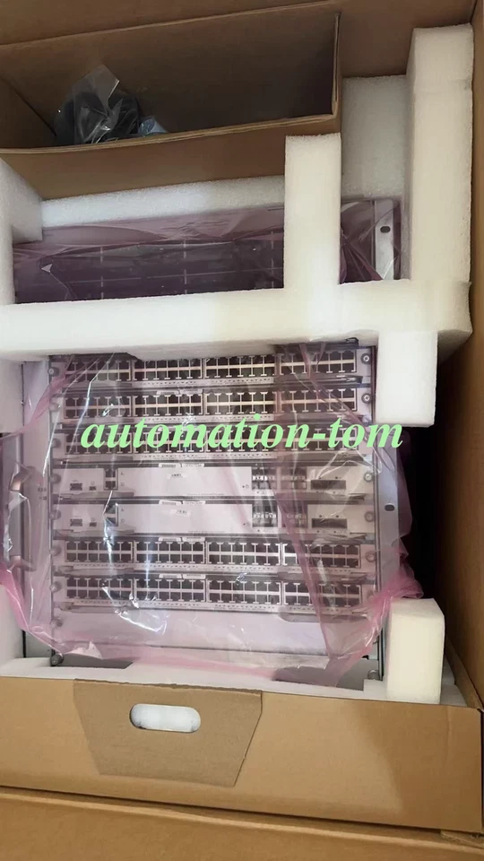 Tarjeta de línea Catalyst 9400 nueva sellada C9400-LC-48H Foto 1 de 1