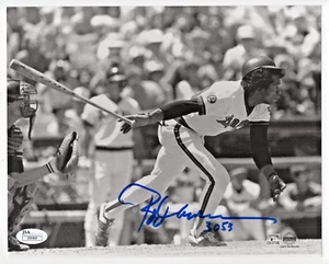 Rod Carew   8x10 Inscribed Photo  "3053"   Auto    JSA Authentication  #I59405 - Picture 1 of 2