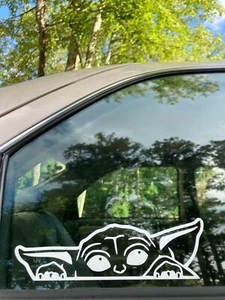 Peeking The Child Baby Yoda Star Wars Mandalorian Decal Car Vinyl Sticker - Picture 1 of 2