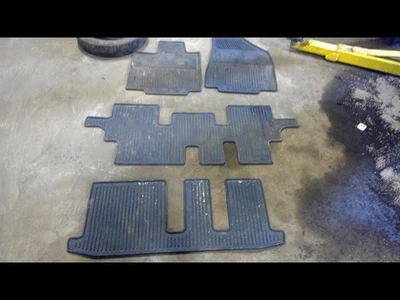 Juego de alfombrillas Nissan Pathfinder 2016-2020 4 piezas de goma negras OEM Foto 1 de 4