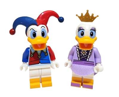 Lego Disney Minifigure Lot - Jester Donald Duck & Princess Daisy Set 10780 - Image 1 of 2