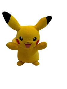 Peluche Pokemon Power Action Talking Pikachu 2018 Wicked Cool Toys/The Pokemon Co - Imagen 1 de 9