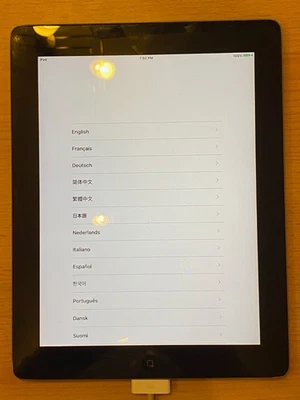 Apple iPad 2 64 GB, WLAN, 24,64 cm, (9,7 Zoll) - Schwarz - Bild 1 von 3