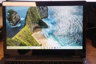 Laptop Dell Latitude 3310 Intel Core i5 8va generación 8 GB 256 GB NVMe Win 11 Pro Foto 1 de 4