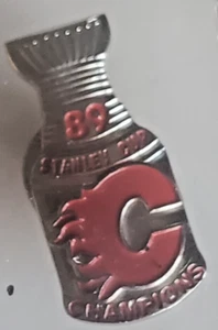 89 Stanley Cup Champions Calgary Flames Pin - Silver Stanley Cup - Picture 1 of 1
