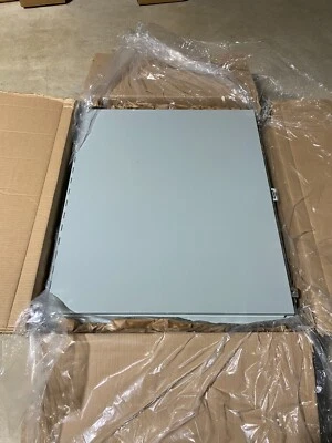 Hammond 1418M8 NEMA 12 壁挂式外壳 带面板 钢灰色 36"H'x30W"x8"D — 第 1/3 张图片