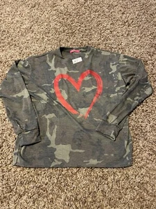 New with Tags Me.N.U Camo Heart Boutique Girl’s Shirt Top Long Sleeve Sz 10/12 - Picture 1 of 5