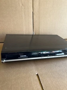 Toshiba D-Kr10 DVD Player Recorder 1080HDMI MIT DVD-RW/R + RW/R - getestet & funktionsfähig - Bild 1 von 6