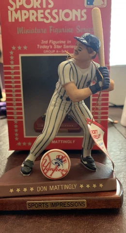 Sports Impressions Don Mattingly New York Yankees with box and COA Cover