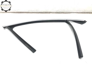 2016-2022 BMW X1 F48 RIGHT PASSENGER FRONT DOOR WINDOW RUN CHANNEL SEAL OEM - Picture 1 of 8