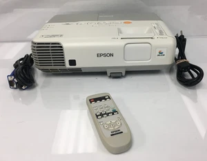 Epson PowerLite 93+ - H382F - HDMI - LCD Heimkino Projektor mit 1959 Lampenstunden - Bild 1 von 15