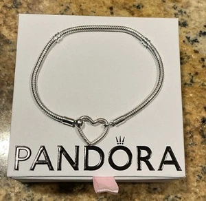 New! Authentic Pandora Moments Heart Closure Snake Chain Bracelet Size 7 1/2” - Picture 1 of 8