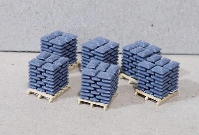 Pallets of Sacks Z Gauge 1:220 Scale Models Train Railway (6 Pack) - Image 1 of 4