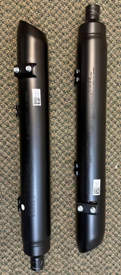 Par de silenciadores negros izquierda y derecha Indian Motorcycle OEM 1262459-922/1262460-922 Foto 1 de 4