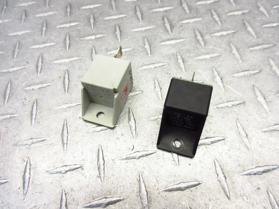 00-06 Vespa ET4 M198F 2002 relé mixto eléctrico OEM funciona Foto 1 de 4