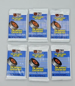 6 Pro Set NHL 1990 Serie NHL Card Pack Sigillato (1 confezione sigillata ha 15 carte) - Foto 1 di 1