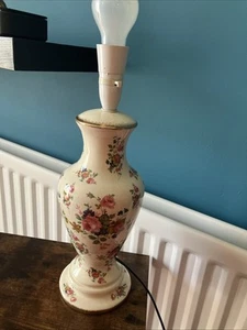 Lámpara cerámica grande vintage con diseño rosa Made In England 42cm - Imagen 1 de 10