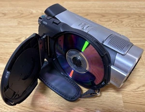 Sony Digital Video Camera Handycam Handheld HDR-UX7 LCD Screen Hobby Silver - Picture 1 of 12