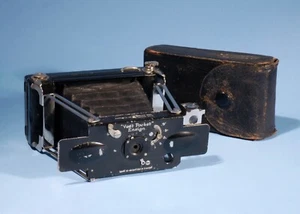 Houghton Vest Pocket Ensign Folding Strut Braced 127 Roll Film Camera. c1926 - Picture 1 of 14