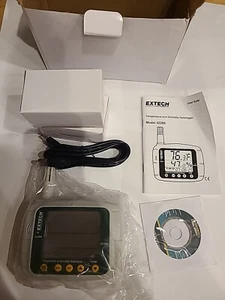 EXTECH 42280 Temperature and Humidity Datalogger, w/ Wall Locking Mount - Picture 1 of 3