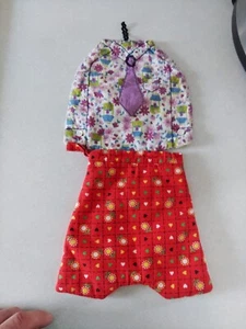 Handmade Potholders set of 2 - Shirt and Shorts Theme. Nice! - Picture 1 of 5