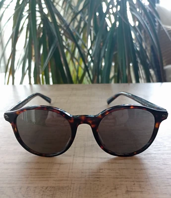 Gafas de sol COACH HC8312U 51203 ovaladas de borde completo lentes oscuras tortuga/marrón 52 mm nuevas con etiquetas Foto 1 de 4