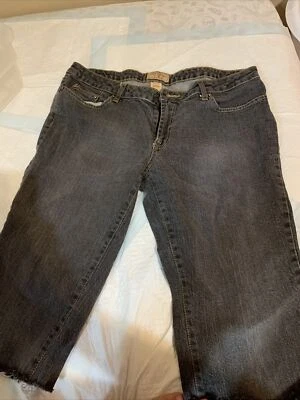 Pantalones cortos de mezclilla ligeros Steve & Barrys para mujer talla 14r Foto 1 de 4