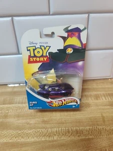 Hot Wheels ~2011~ TOY STORY ~ ZURG GT ~Disney/Pixar~1:64~ Nuovissimo ~VHTF~nuovo di zecca + - Foto 1 di 2