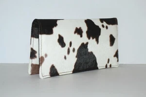 Scheckbuchhülle Halter mit Schutz Durchschreibeplatte/Gutscheinhalter Kuh Druck - Bild 1 von 5