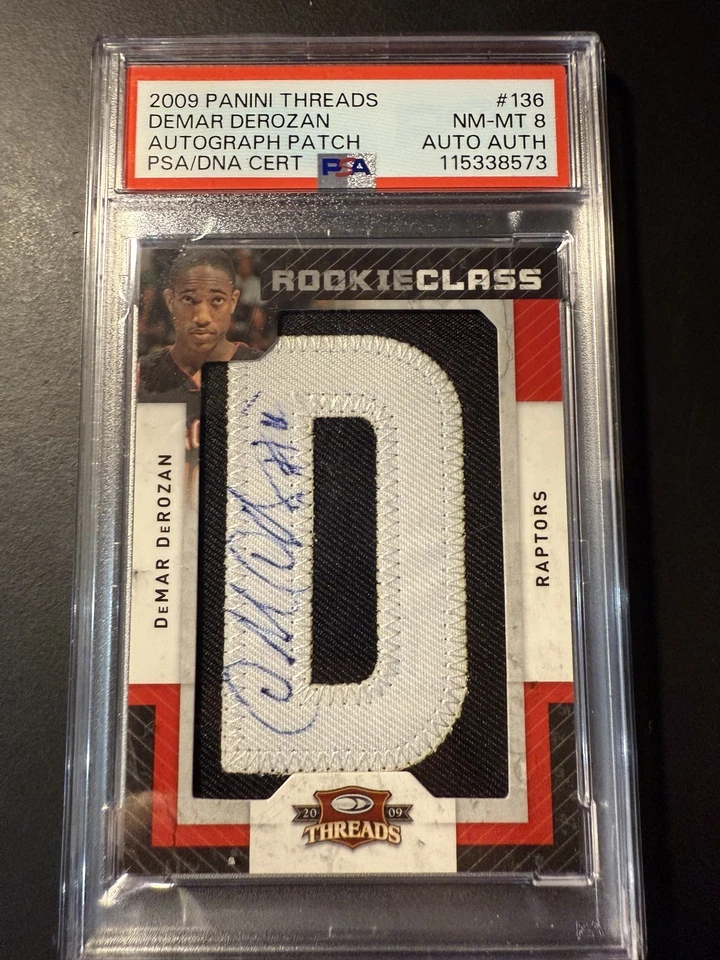 2009-10 Panini Threads Rookie Letter Patch RC Auto DEMAR DeROZAN /700 - Image 1 of 2