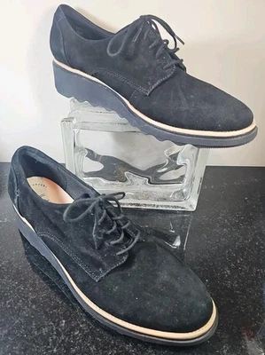 Zapatos Oxford Clarks Sharon Noel de cuña para mujer negros gamuza cuero talla 12M Foto 1 de 4