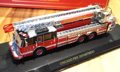 Code 3 CFD 1:64 Limited Edt. Chicago Pierce Ladder E314 - Bild 1 von 4