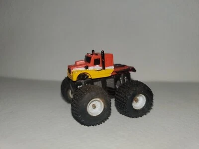 Micro Machines Monster Trucks #46 Boomers Shotgun Kenworth 90s Galoob - Image 1 of 4