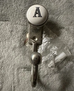 Metallhaken mit A Initiale - Weltmarkt - Garderobe zum Aufhängen organisieren - Bild 1 von 2