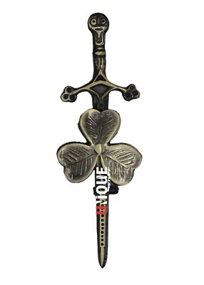 Prendedor de falda escocesa de diseño de trébol de las Highlands para hombre acabado antiguo 4 largos Foto 1 de 2