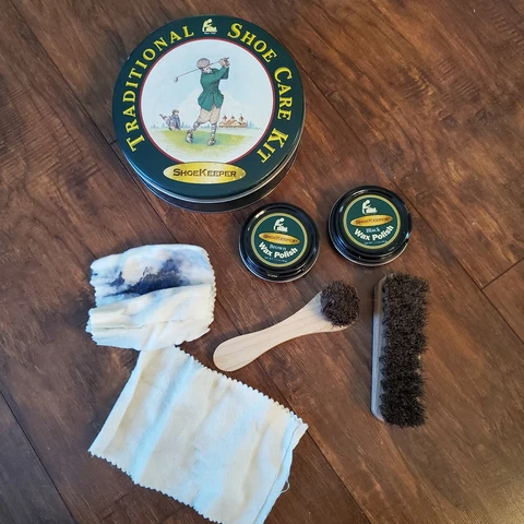 Ball Shoe Kit Wax Cloth Brushes Golfer Golf Steel Tin Made USA Shoe Keeper Kit Cover