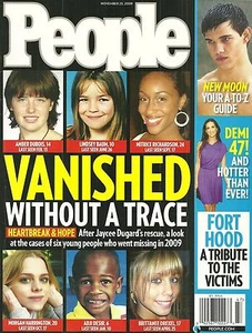 People Magazine Nov. 23 2009 Vanished Without a Trace Taylor Lautner Demi Moore - Picture 1 of 3
