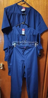 Unisex Medium Dickies Navy Blue Medical Scrub Set 2 Tops 1 Bottom - Image 1 of 4