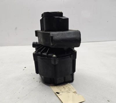 2000-2002 Mercedes-Benz Air Injection Pump  E320 E430 E500 OEM - Image 1 of 4
