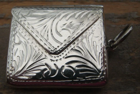 Pretty English Hallmarked Sterling Silver Engraved Envelope Shaped Stamp Case Cover