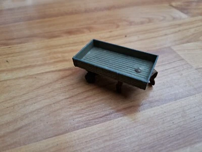 VINTAGE 1940'S DINKY TOYS GREY FARM TRAILER DIECAST MODEL - Image 1 of 3