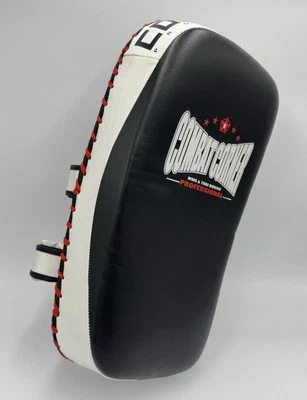 "Almohadilla de boxeo Combat Corner Professional MMA y Muay Thai blanca y negra 17,5""" Foto 1 de 4