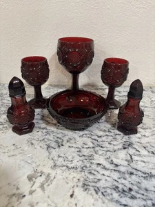 Set 6 bicchieri rosso rubino Avon 1876 vintage - Foto 1 di 24