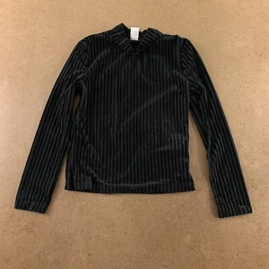 SHEIN Girls US Size 8 Black Long Sleeve Stand Neck Velvet Fitted Tee New - Picture 1 of 5