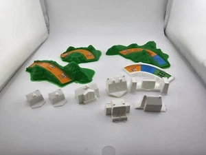 VINTAGE The Game of Life Board Game Bridges & Buildings Replacement Parts - Picture 1 of 5