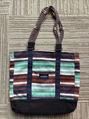 Bolso de Mano Kavu Mediano Multicolor con Mango de Cuerda a Rayas  Foto 1 de 4