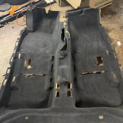 Alfombra interior piso Audi A4 S4 2010-16 8K1-863-021 - negra OEM Foto 1 de 4