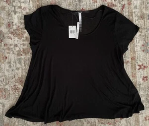 NEW!!! KENSIE Black Swing Top Knit Short Sleeve Stretchy Blouse Womens XL NWT - Picture 1 of 4